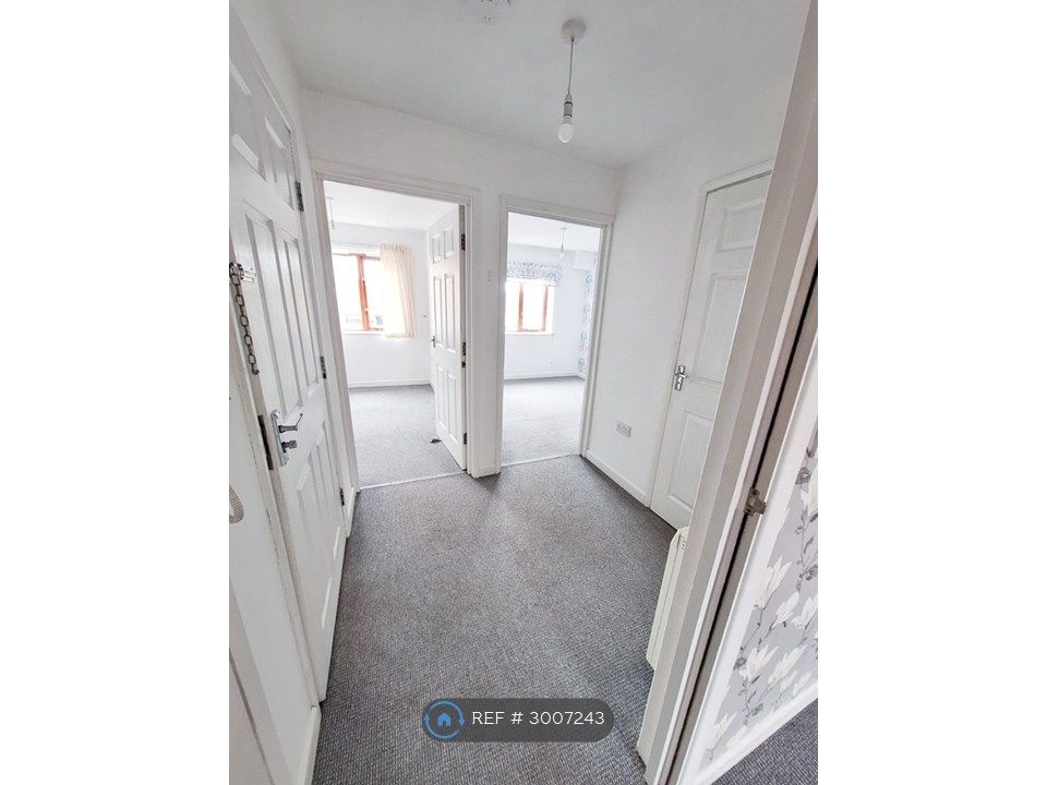 Property photo 3 of 5