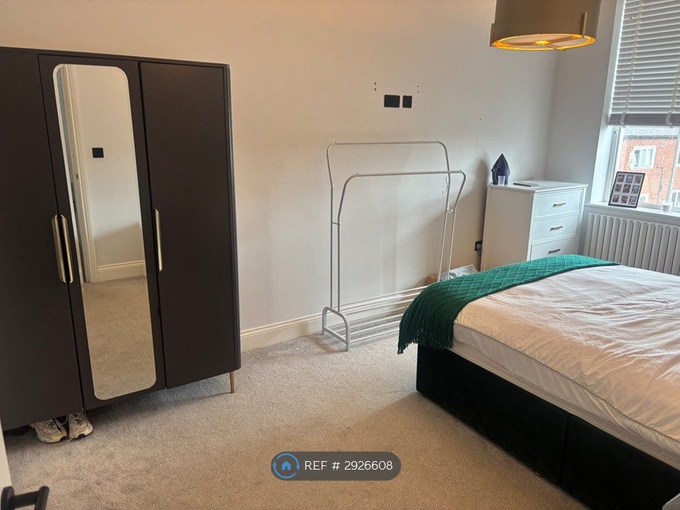 Property photo 2 of 5