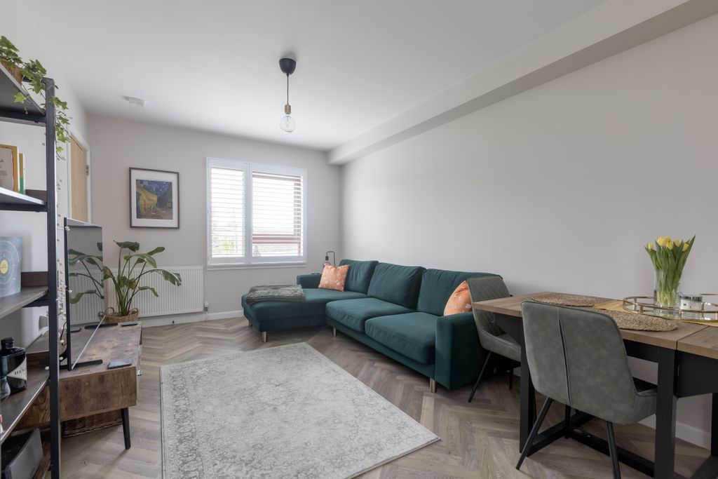 Property photo 2 of 14 Property Image 2