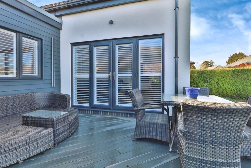 Property photo 3 of 39 4022617