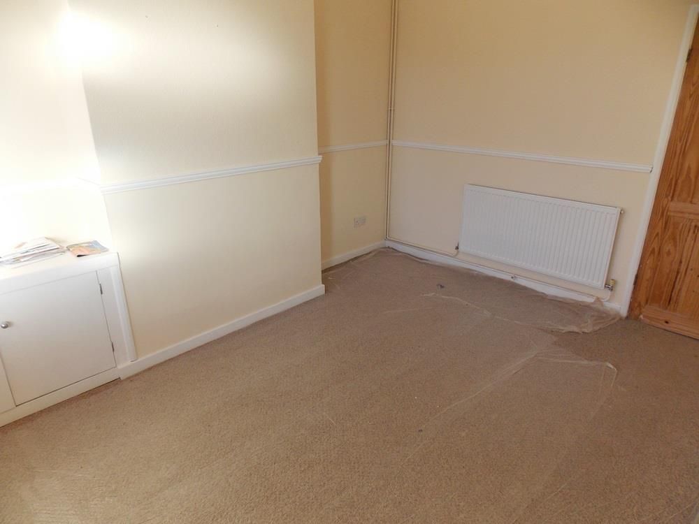 Property photo 3 of 11 Lounge 2.Jpg