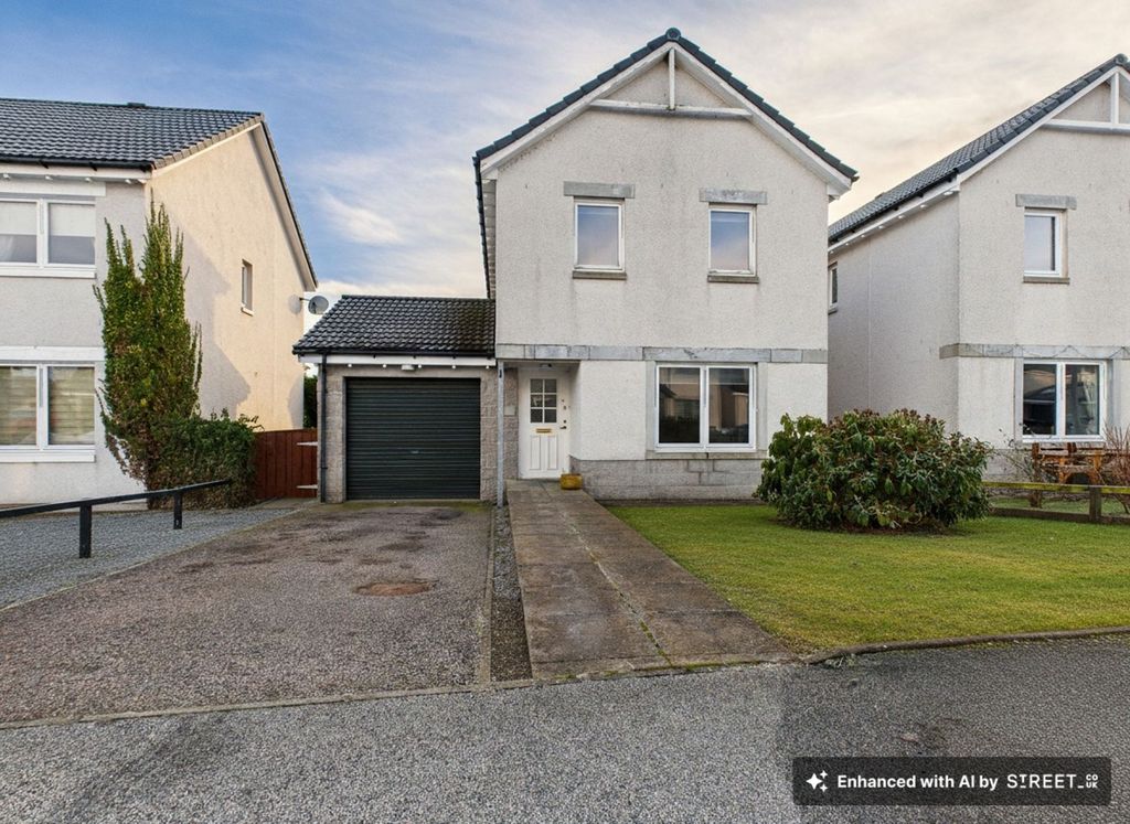 Property photo 1 of 17 Front