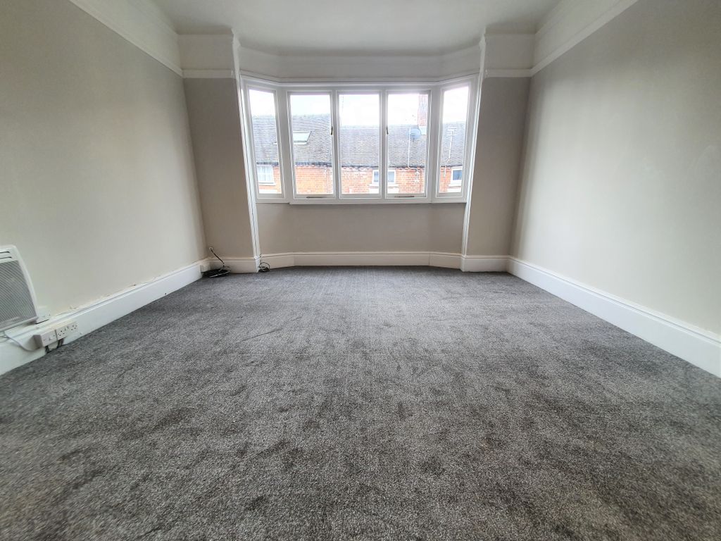 Property photo 2 of 12 Img_65424_8_Original