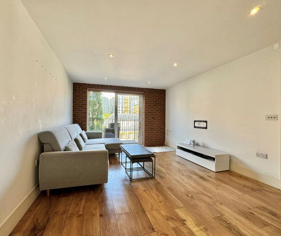 Property photo 2 of 16 Gallery