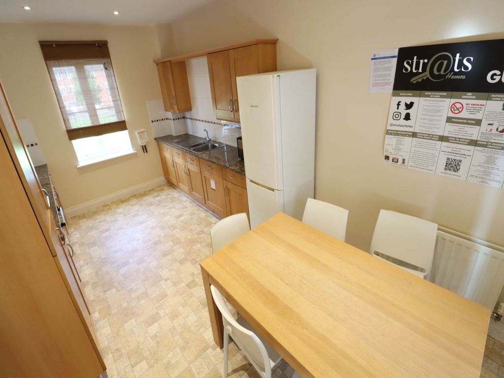 Property photo 2 of 10 3Baa5125-Ca70-4548-A5cc-2455Aadaa792