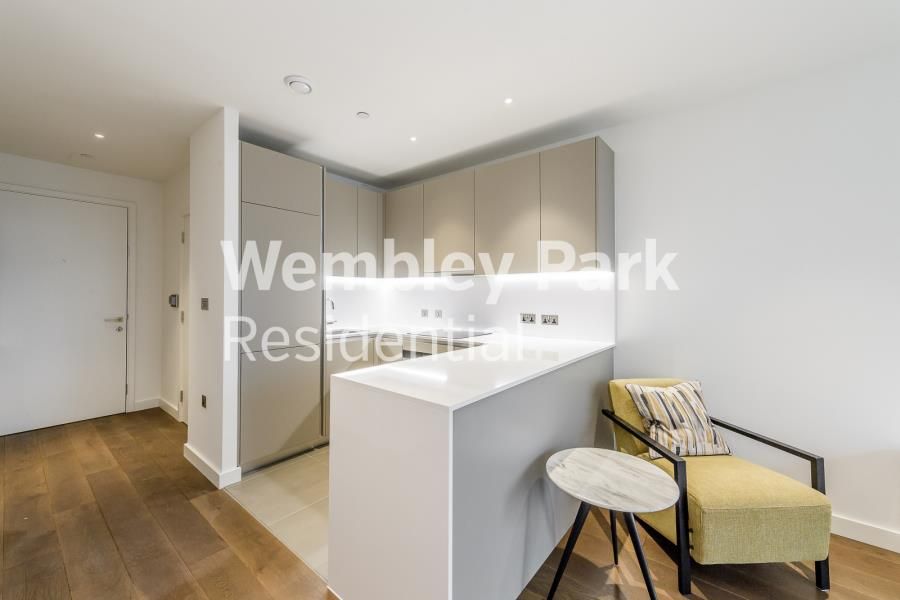 Property photo 2 of 11