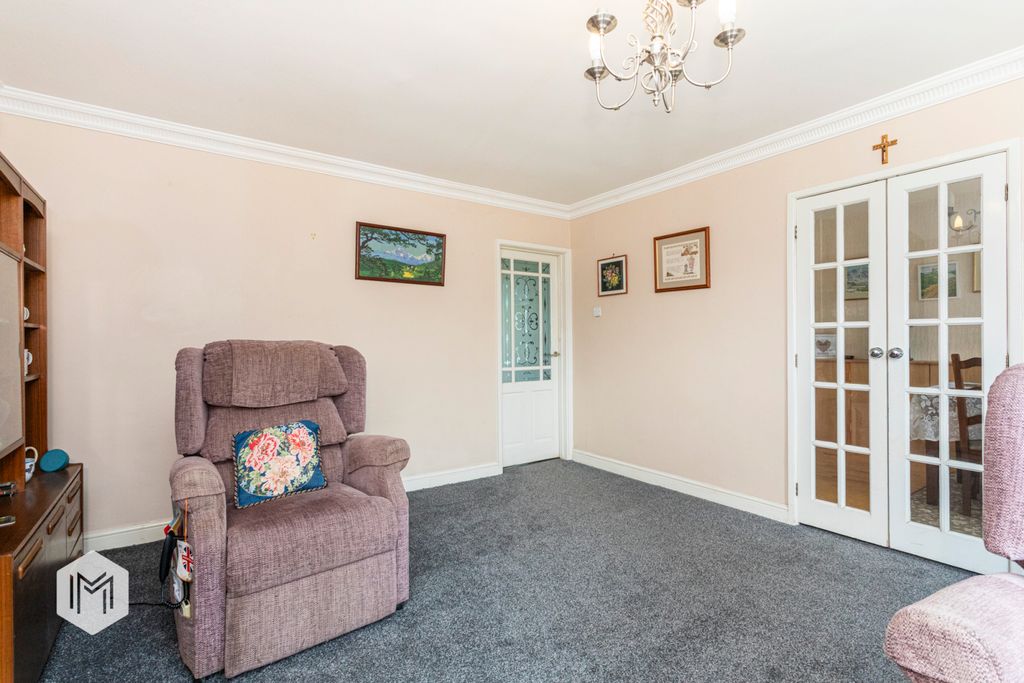 Property photo 3 of 31 Picture No. 92