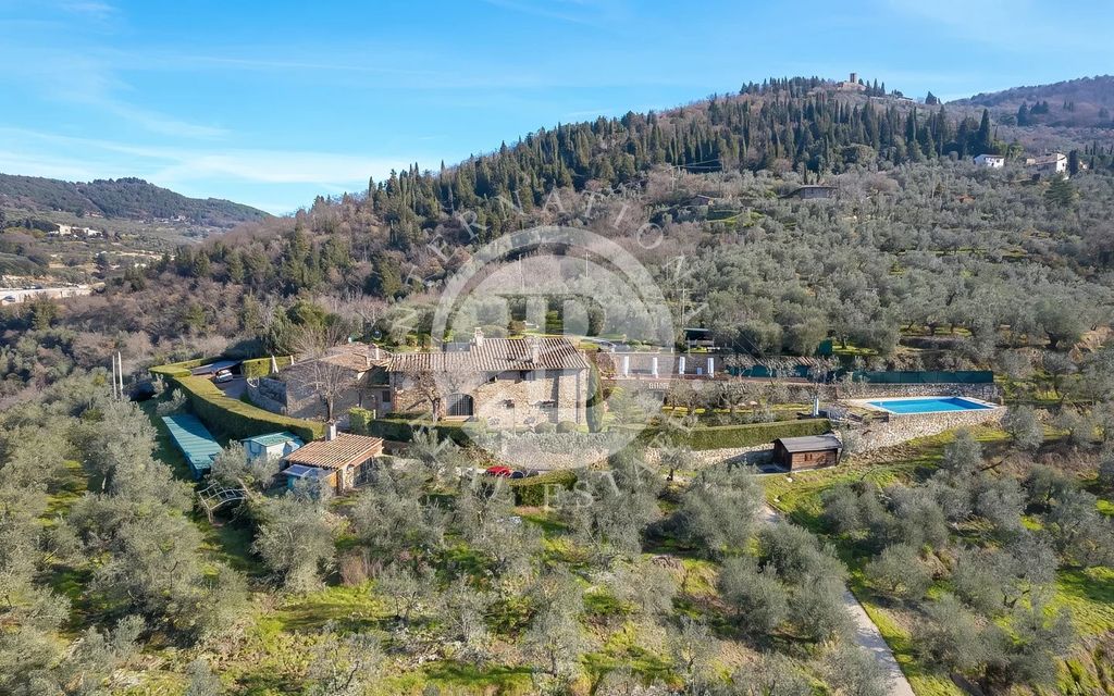 Property photo 1 of 35