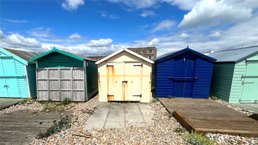 Property photo 1 of 5 Picture No. 06