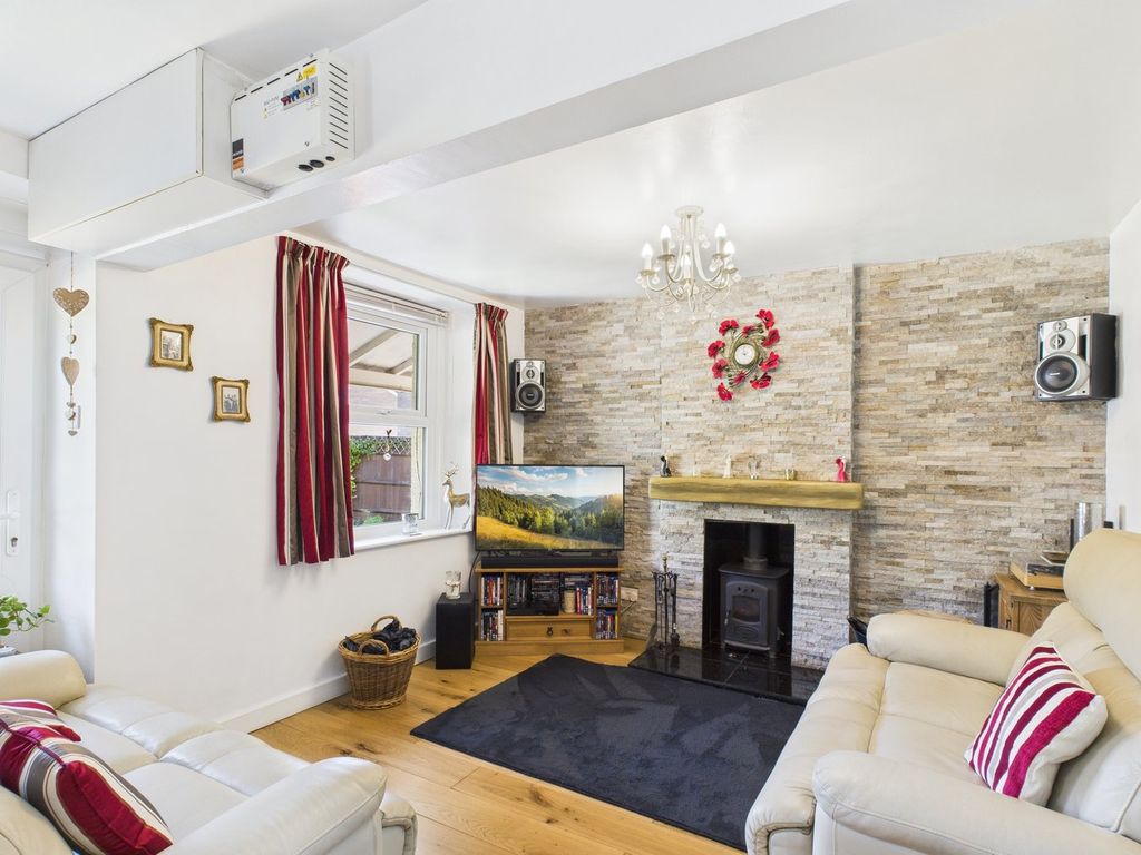 Property photo 3 of 22