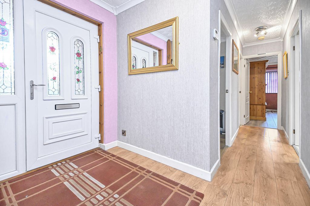 Property photo 3 of 34 Hallway