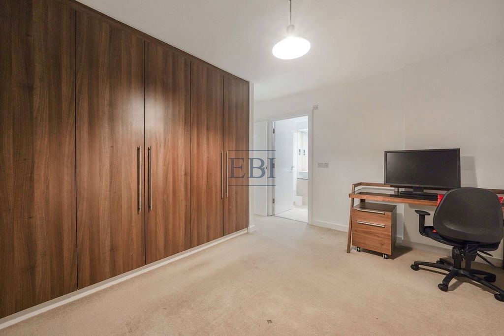 Property photo 3 of 16 Picture No. 03