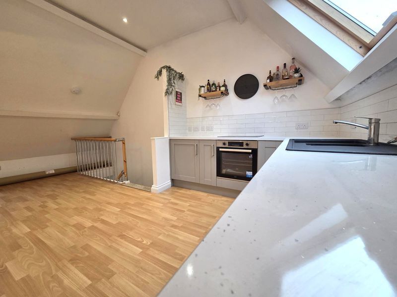 Property photo 3 of 21 Photo 17