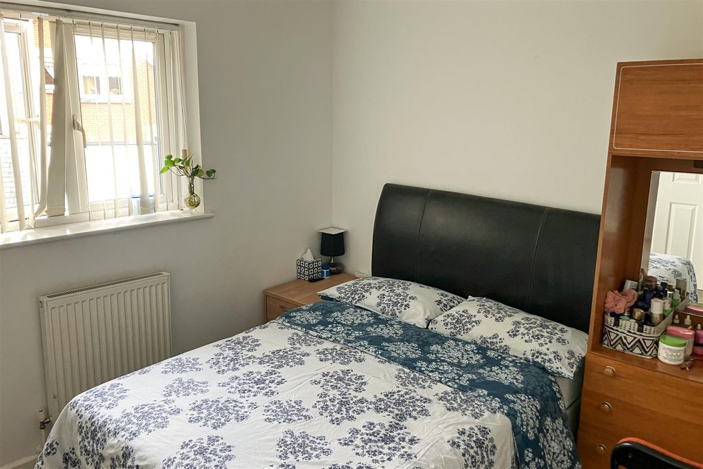 Additional image 7 of 1 bed flat for saleBolwell Place, Melksham SN12