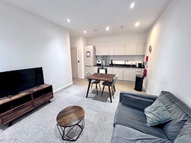 Property photo 2 of 7 Lounge