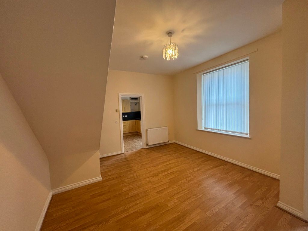 Property photo 3 of 31