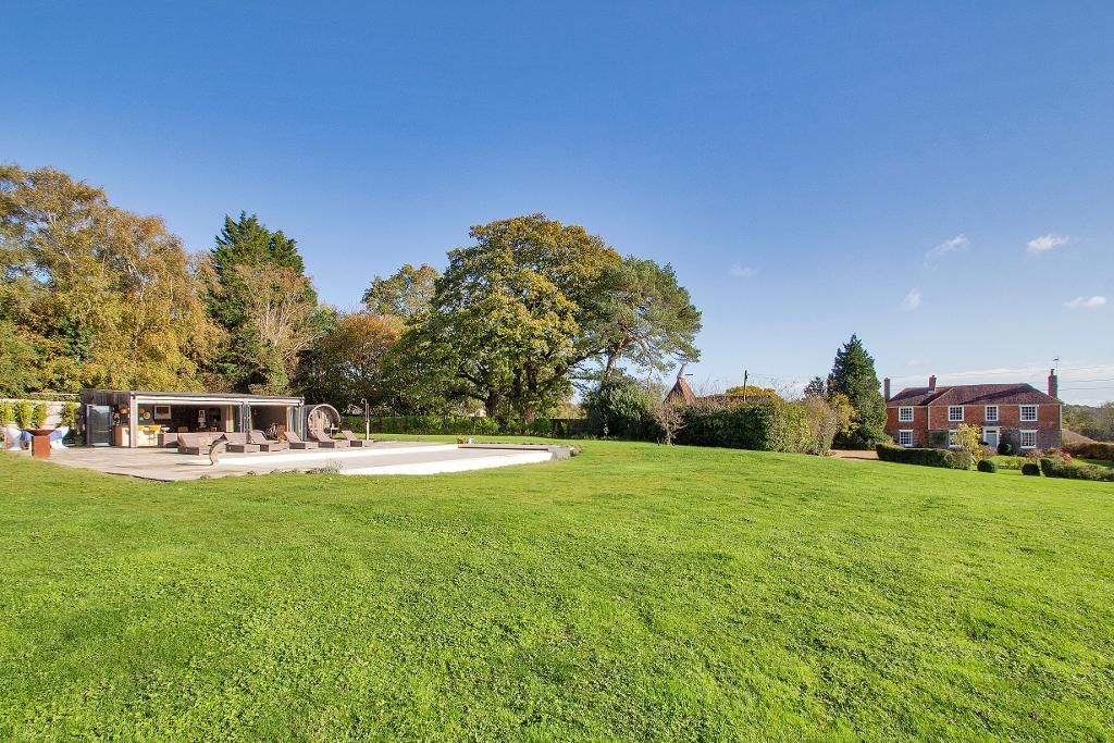 Property photo 3 of 28 Photo 3