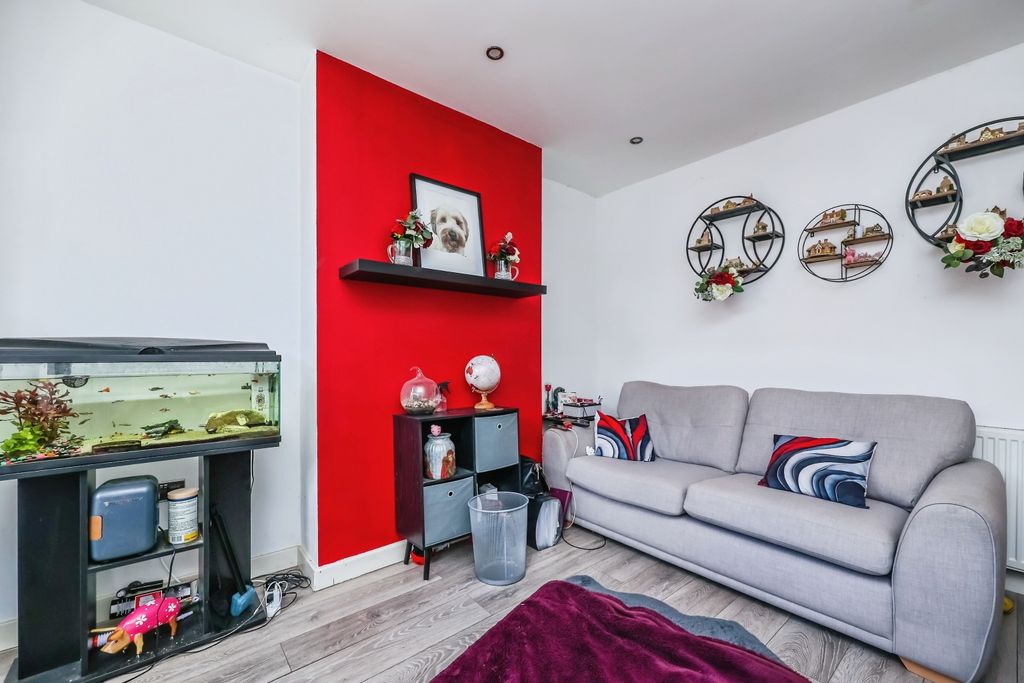 Additional image 5 of 3 bed semi-detached house for saleIngram Road, Nottingham NG6