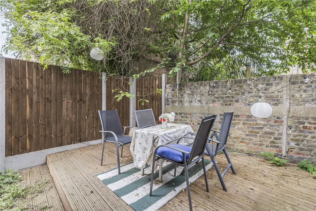 Property photo 2 of 12 Picture No. 36