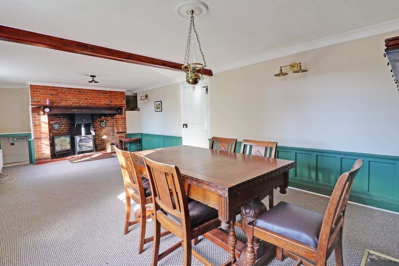 Property photo 3 of 30 Lounge/Diner