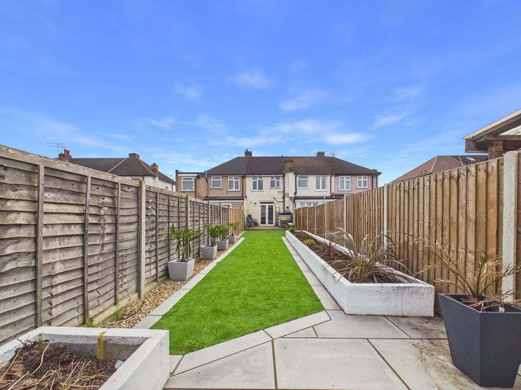 Property photo 3 of 11 Picture No. 10