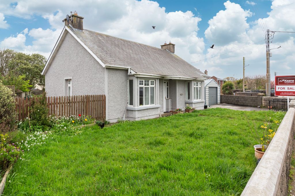 Property photo 3 of 41