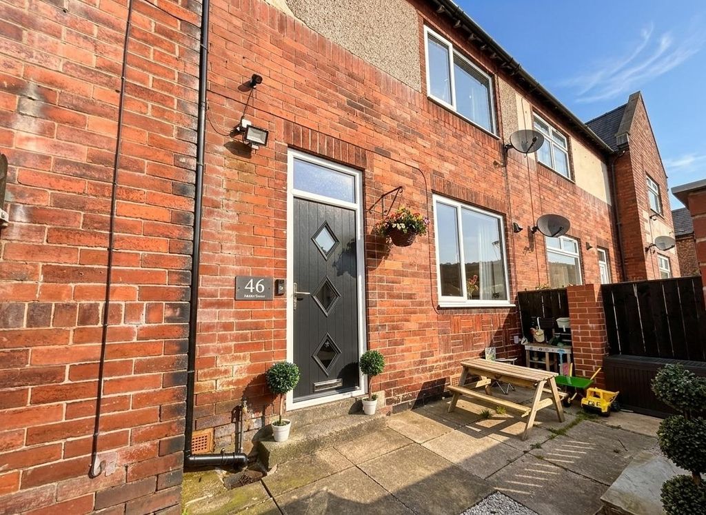 Property photo 3 of 20 Front Door.Png