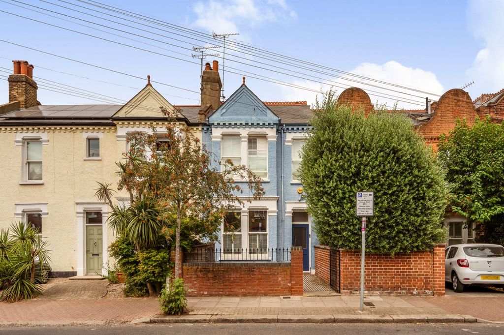 Property photo 1 of 15