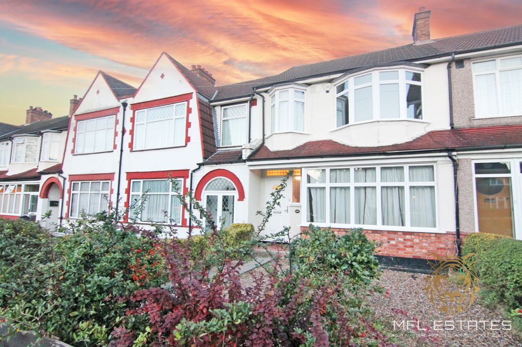 Property photo 1 of 8