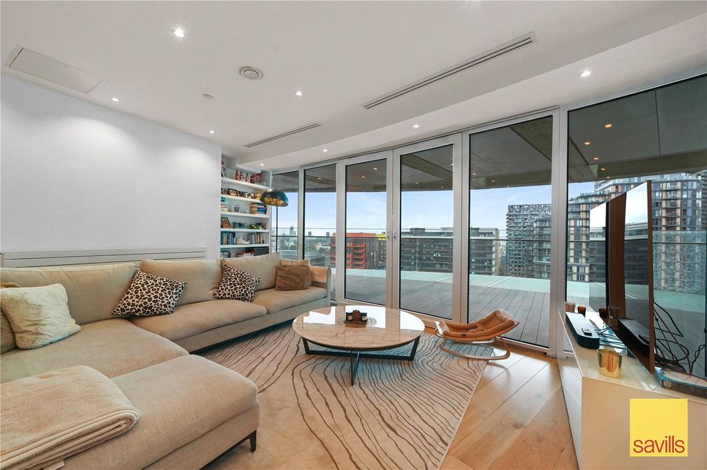 Property photo 1 of 19 Reception Room