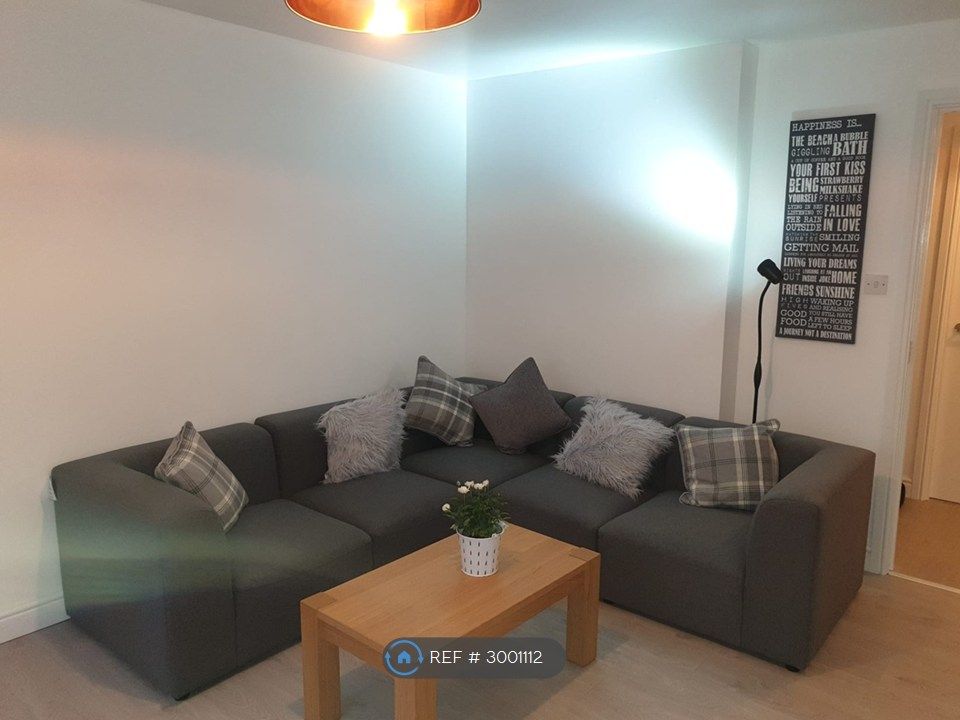 Property photo 1 of 8 Sitting Room