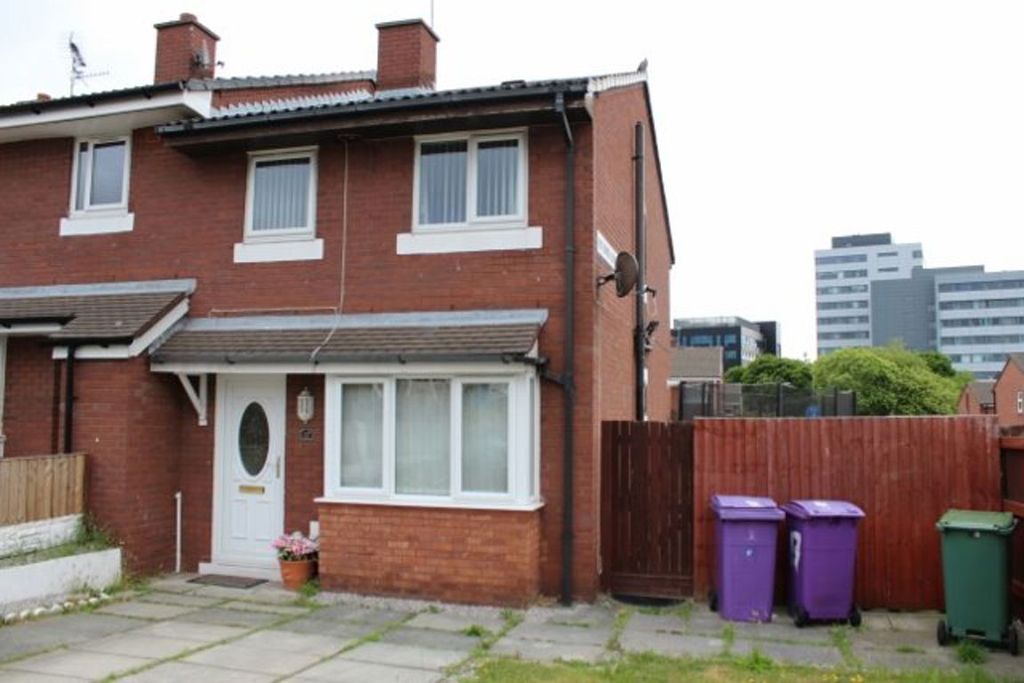 Property photo 1 of 3