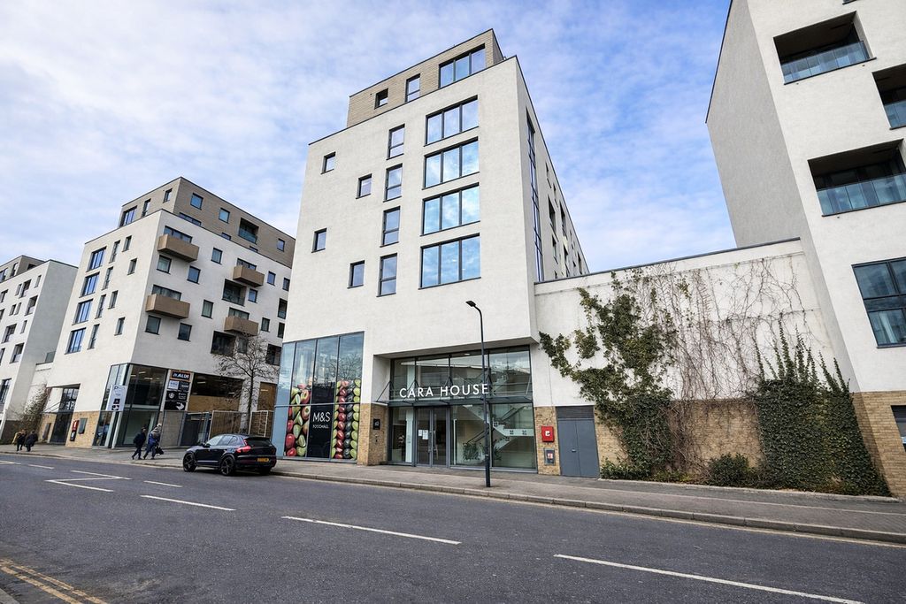 Property photo 1 of 13