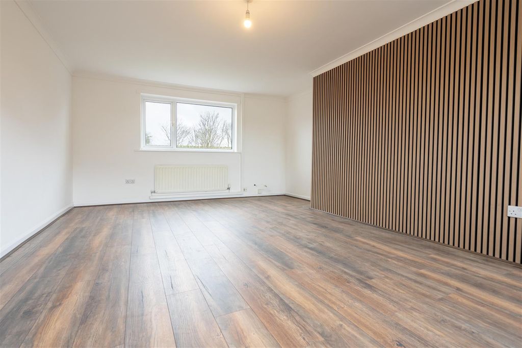 Property photo 2 of 8 Living Room