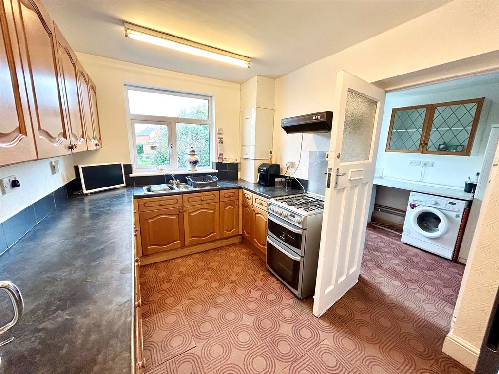 Property photo 3 of 21 Picture No. 16