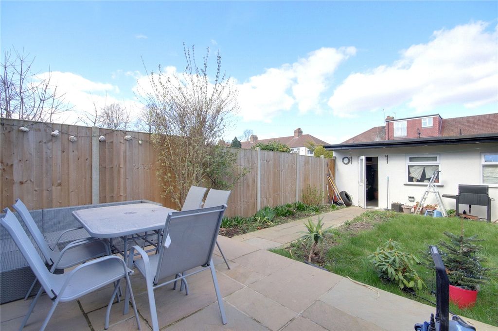 Property photo 2 of 31 Picture No. 30