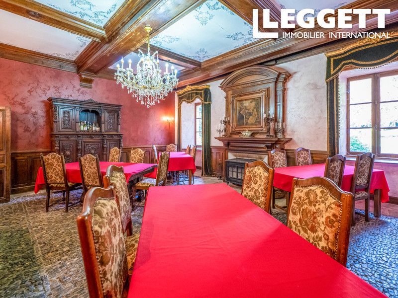 Property photo 2 of 10