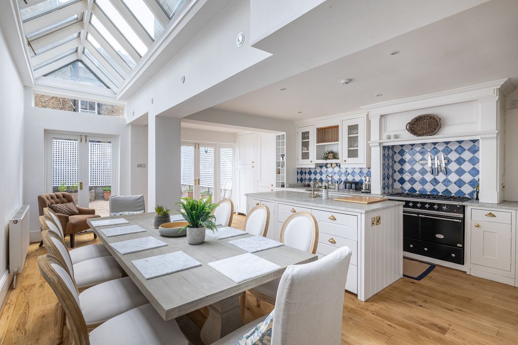 Property photo 1 of 35 Picture 1