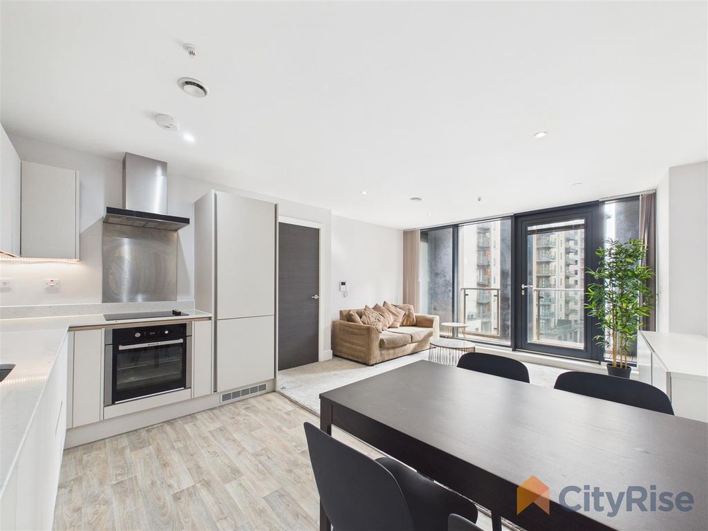 Property photo 1 of 27