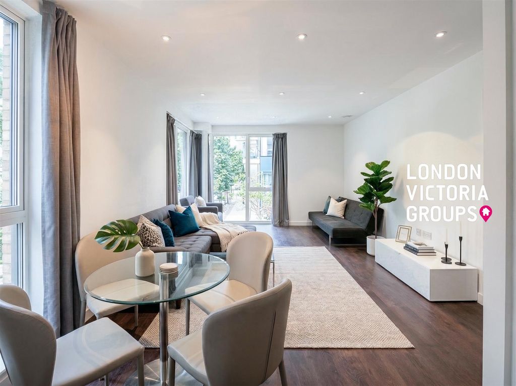 Property photo 1 of 11 1-7432.Jpg