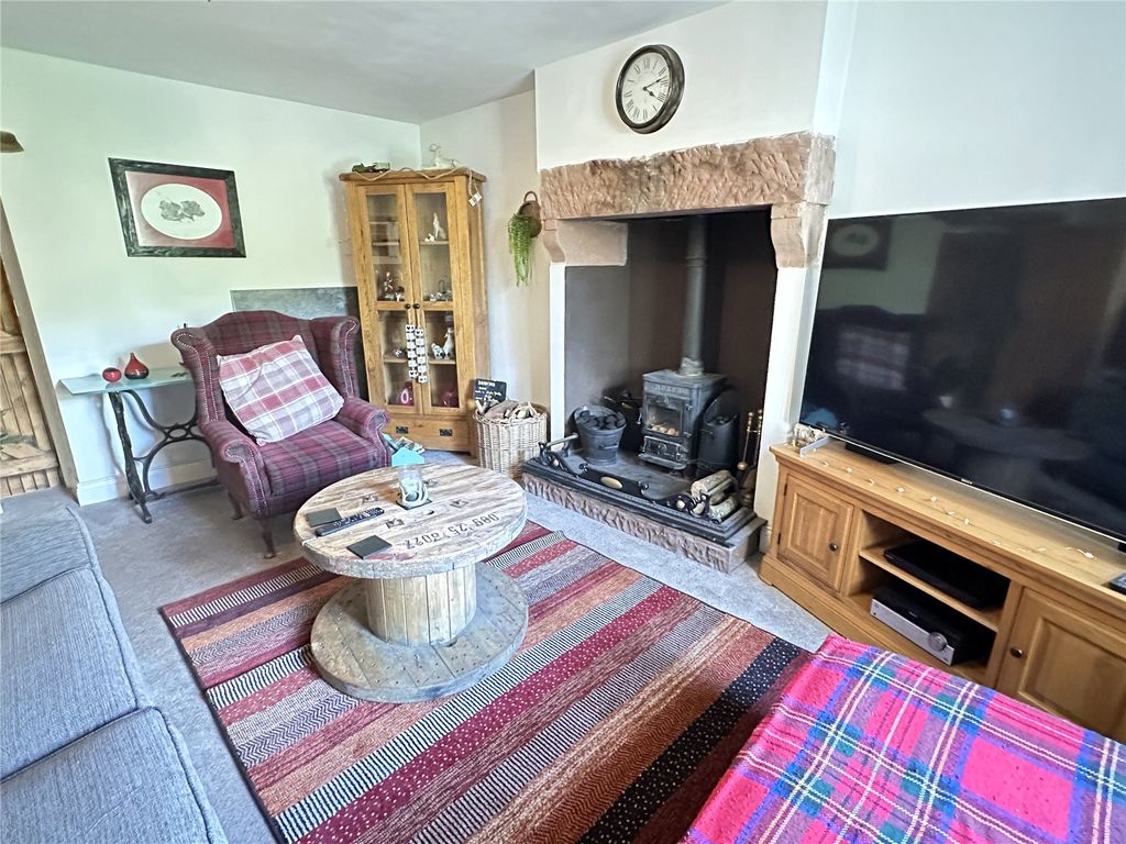 Property photo 3 of 32 Picture No. 18