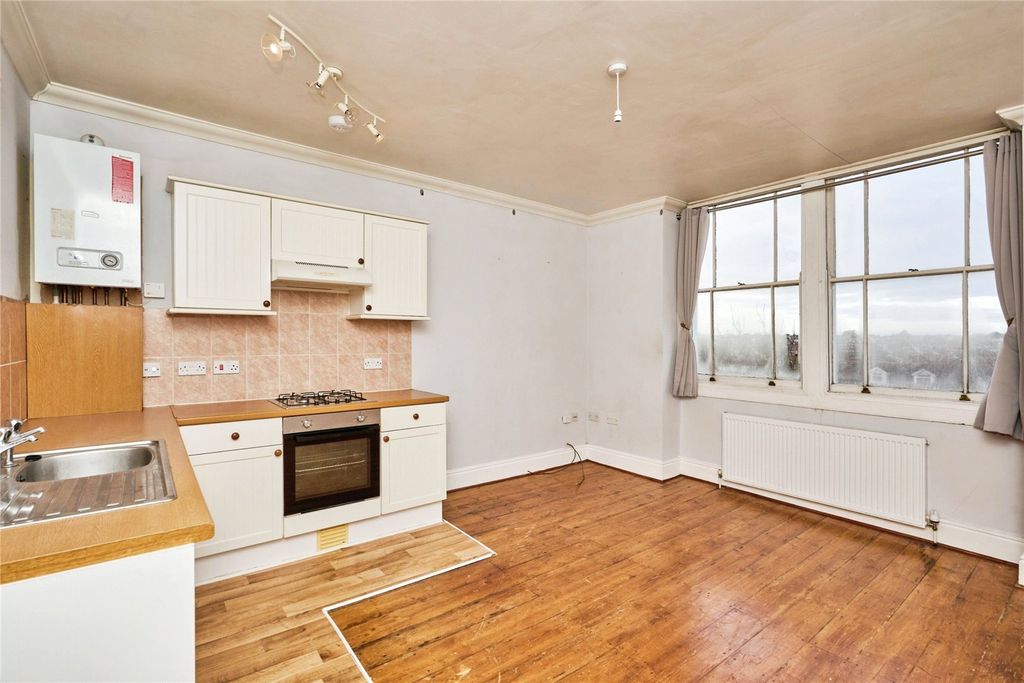 Property photo 3 of 15 Picture No. 29