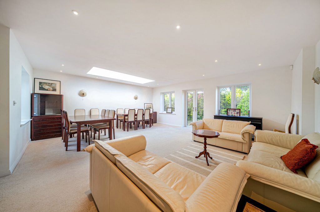 Property photo 3 of 20 1481296-10-6A3451...