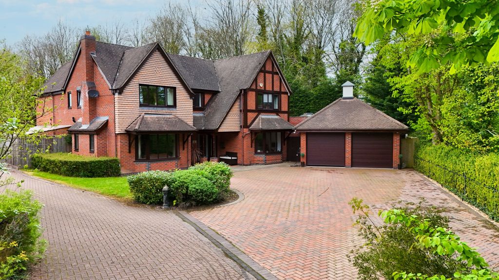 Property photo 1 of 51 5116410