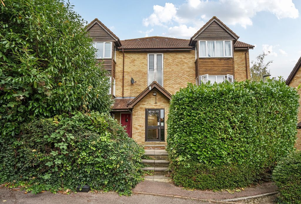 Property photo 2 of 10 1365826-18-68E7c8...