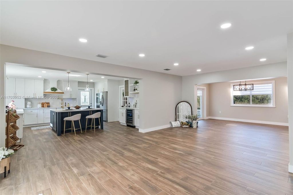 Property photo 2 of 33 <Alttext/>