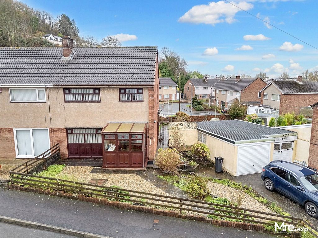 Property photo 1 of 25