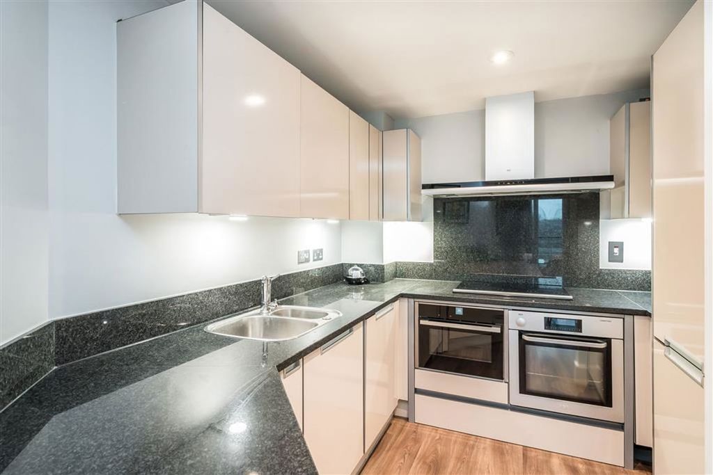 Property photo 3 of 6