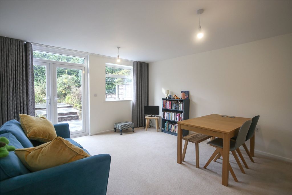 Property photo 2 of 15 Picture No. 05