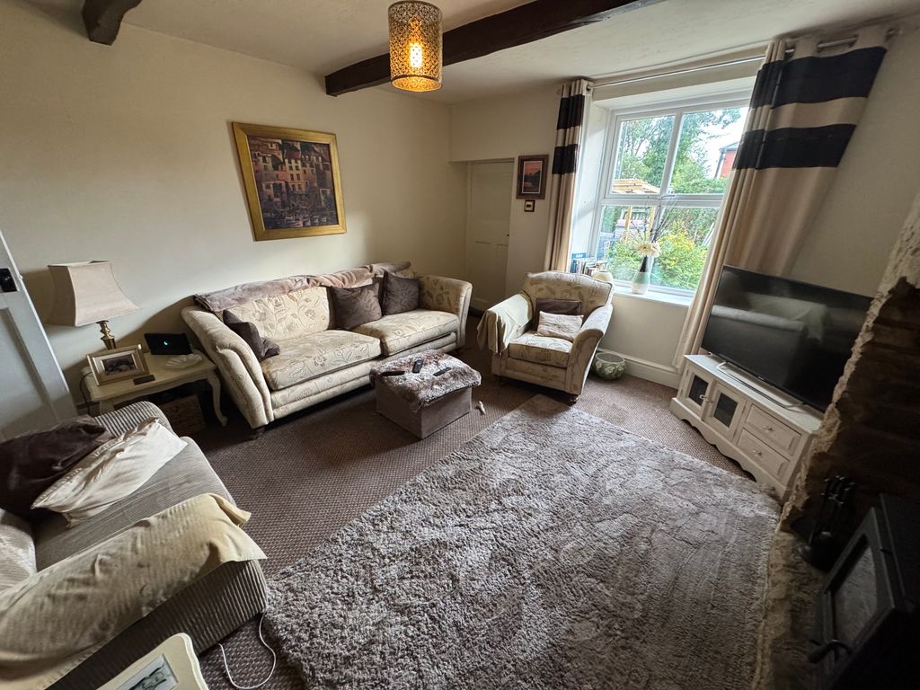 Property photo 3 of 14 Img_3931